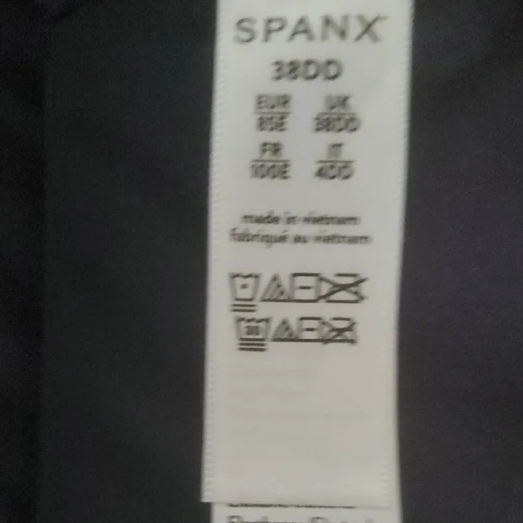 NWOT SPANX HIGH IMPACT SPORTS BRAIN VERY BLACK